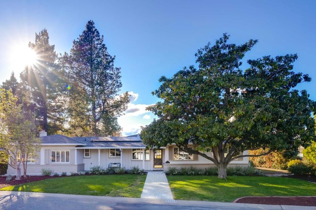 Image 1 of property listing at 11891 Brookglen Drive, Saratoga, CA 95070