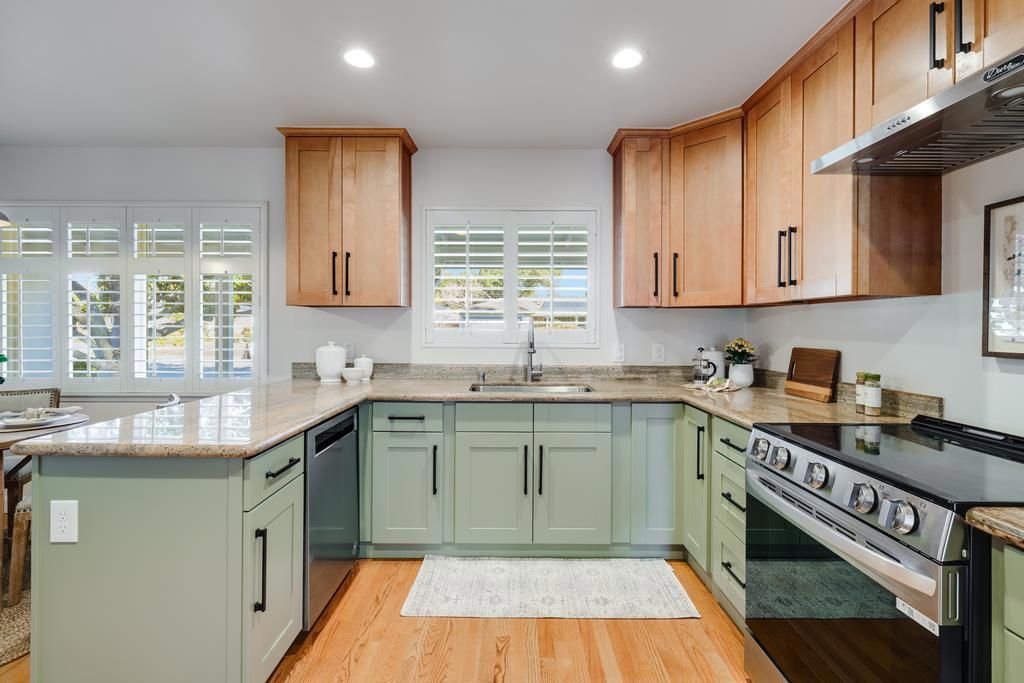 Image 20 of property listing at 11891 Brookglen Drive, Saratoga, CA 95070