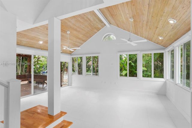 3945 Loquat Avenue, Miami, FL 33133