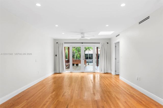 3945 Loquat Avenue, Miami, FL 33133