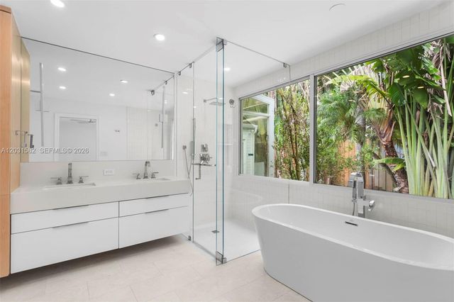 3945 Loquat Avenue, Miami, FL 33133