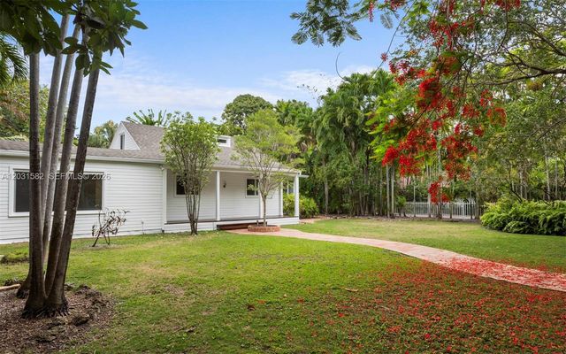 3945 Loquat Avenue, Miami, FL 33133