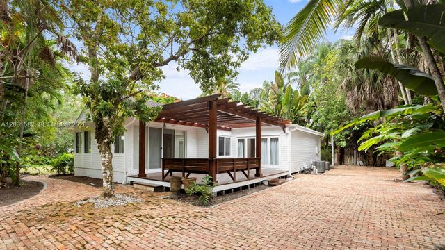 3945 Loquat Avenue, Miami, FL 33133