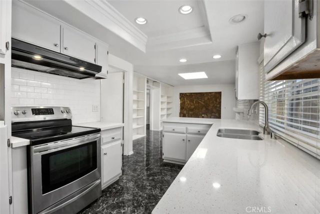 17938 Los Tiempos Street, Fountain Valley, CA 92708