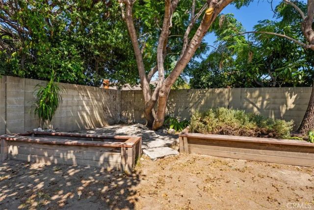 17938 Los Tiempos Street, Fountain Valley, CA 92708