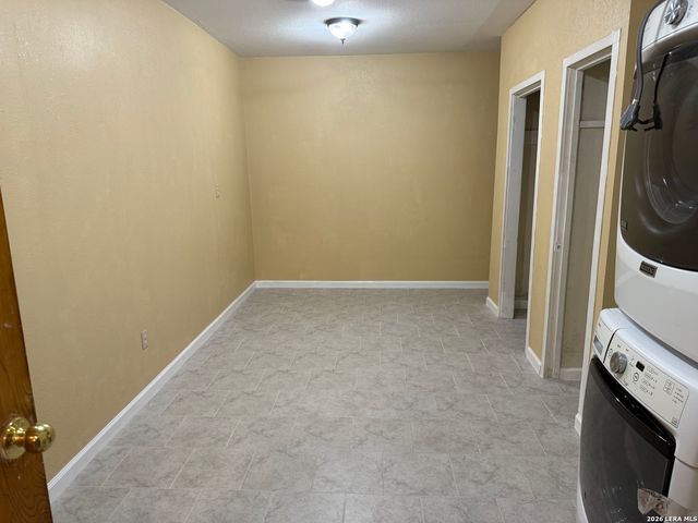 4907 SEABREEZE DR, San Antonio, TX 78220