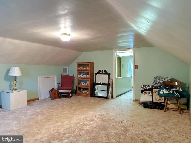 1062 JEFFERSON ST, Red Hill, PA 18076