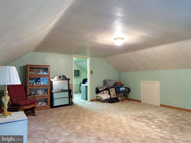 1062 JEFFERSON ST, Red Hill, PA 18076