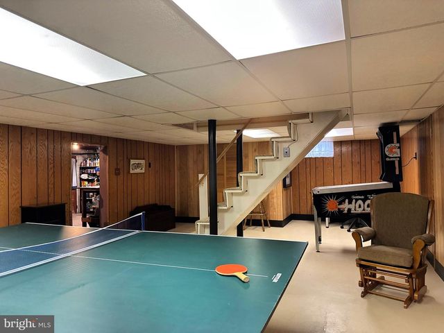 1062 JEFFERSON ST, Red Hill, PA 18076