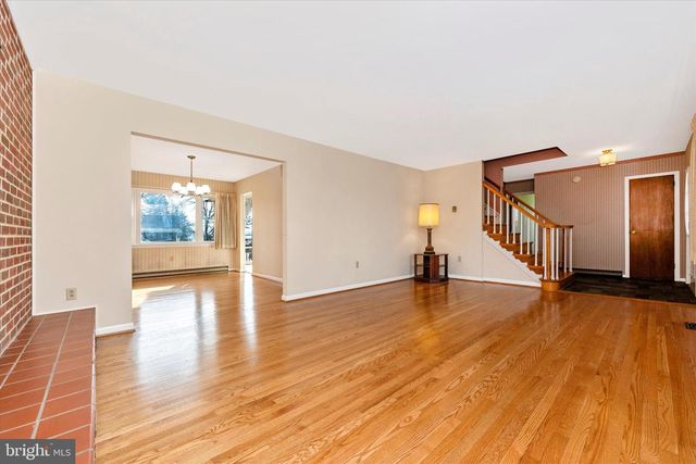 913 PUTMAN RD, Sykesville, MD 21784