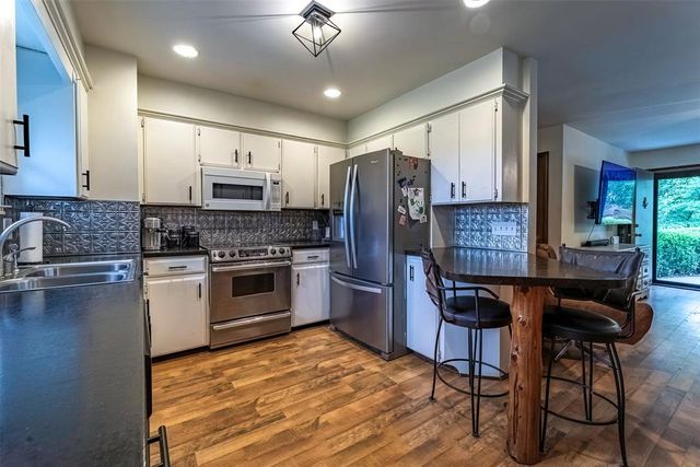 6703 Pecan Road, Stillwater, OK 74074