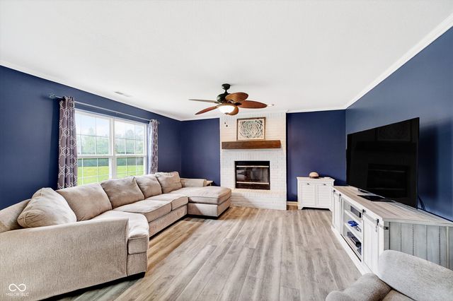 6647 Rushing River, Noblesville, IN 46062