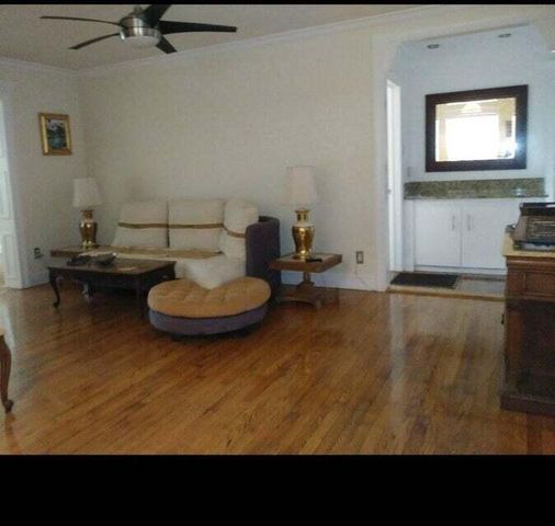 808 S 12th Street, Fort Pierce, FL 34950