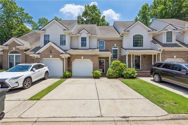 324 Hillside TER, Newport News, VA 23602