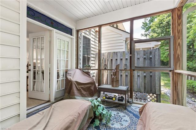 324 Hillside TER, Newport News, VA 23602