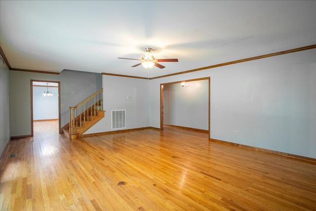 11 Ashley Ct, Lawrenceburg, TN 38464