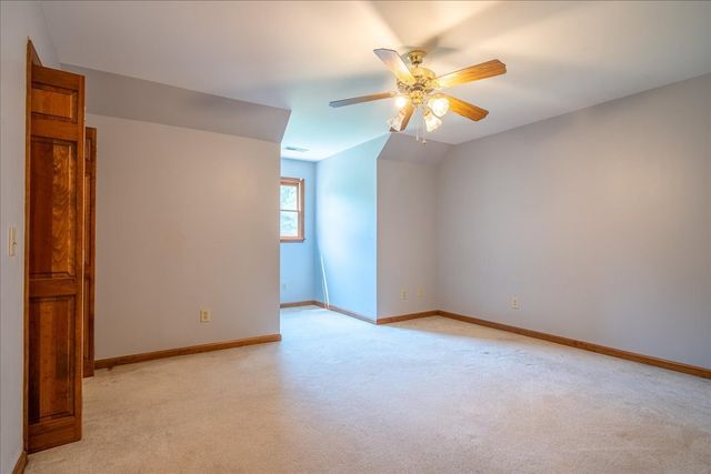 11 Ashley Ct, Lawrenceburg, TN 38464