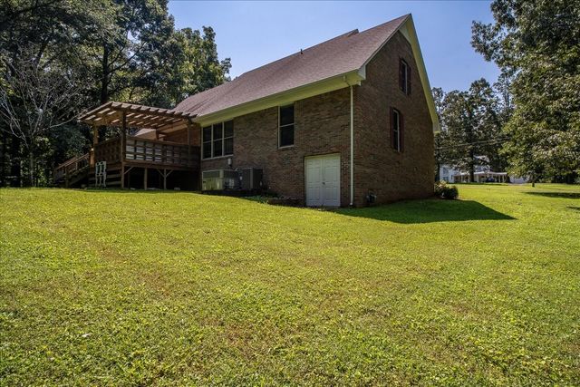 11 Ashley Ct, Lawrenceburg, TN 38464