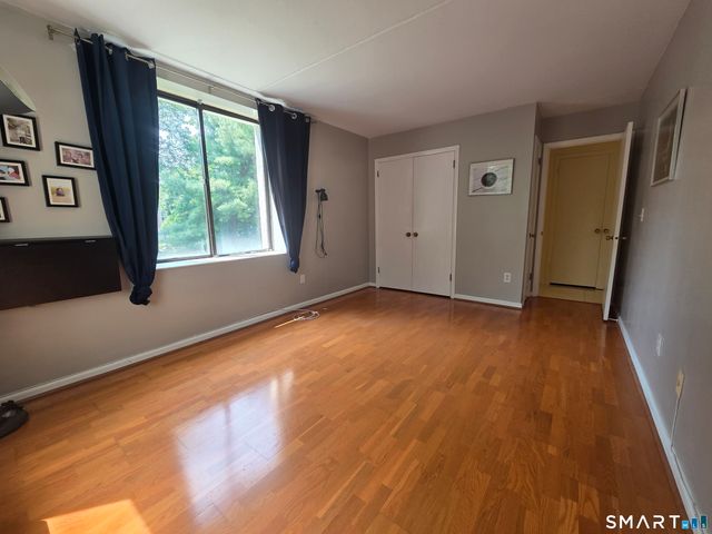 1525 East Putnam Avenue 201, Greenwich, CT 06870