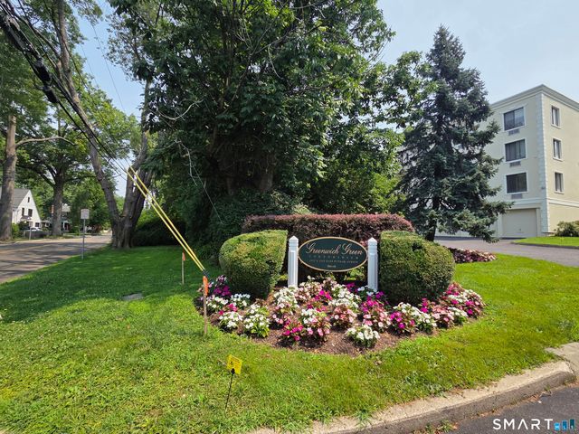 1525 East Putnam Avenue 201, Greenwich, CT 06870