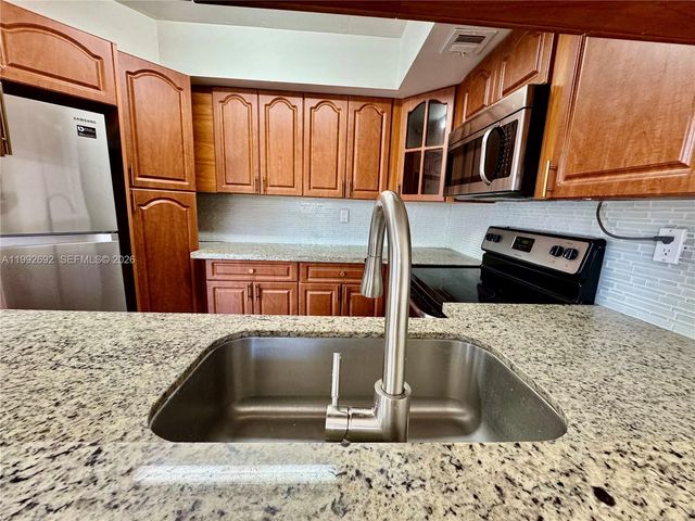 8335 SW 152nd Ave B-408, Miami, FL 33193