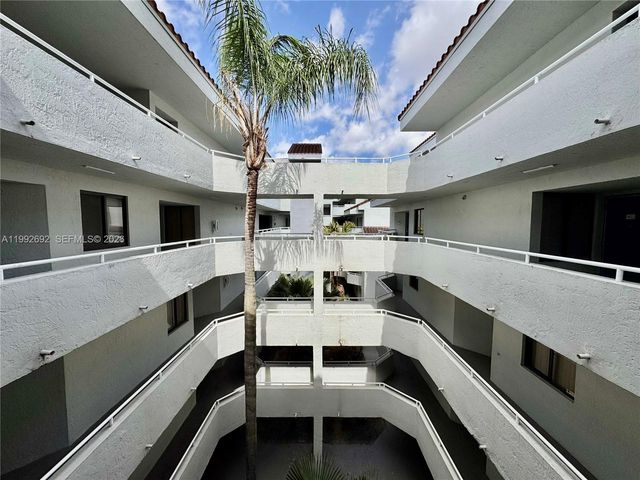 8335 SW 152nd Ave B-408, Miami, FL 33193