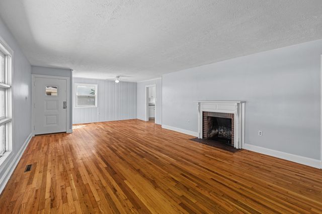 1205 Louisville Road, Frankfort, KY 40601