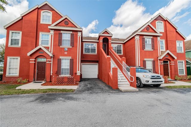 9632 LAKE CHASE ISLAND WAY 9632, Tampa, FL 33626