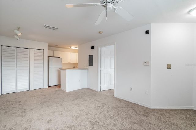 9632 LAKE CHASE ISLAND WAY 9632, Tampa, FL 33626