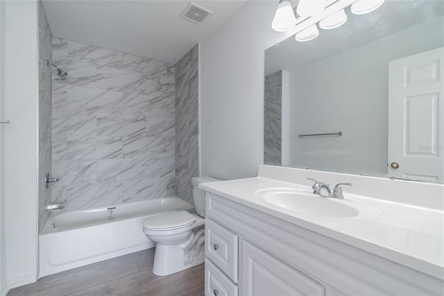 9632 LAKE CHASE ISLAND WAY 9632, Tampa, FL 33626