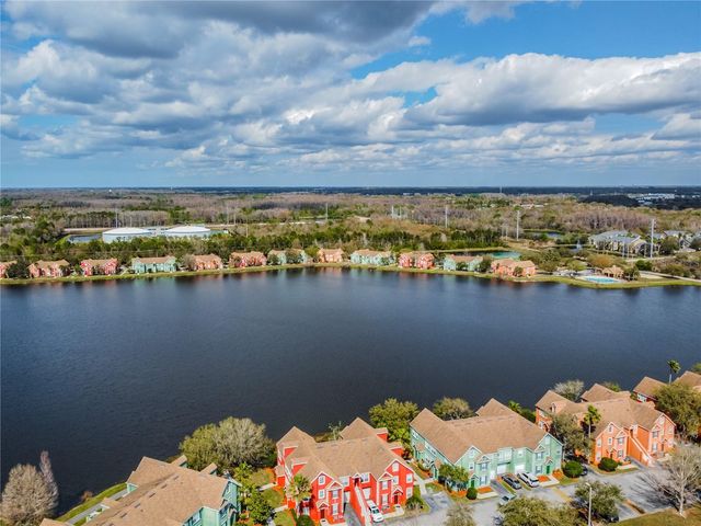 9632 LAKE CHASE ISLAND WAY 9632, Tampa, FL 33626