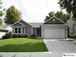 821 Glenarbor Drive, Lincoln, NE 68512
