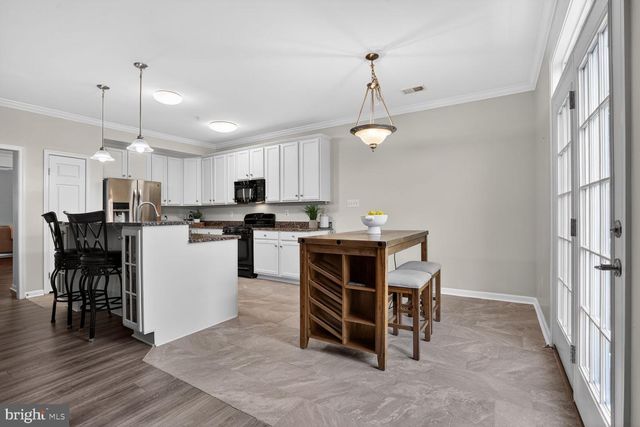 2621 EASTBOURNE DR, Woodbridge, VA 22191