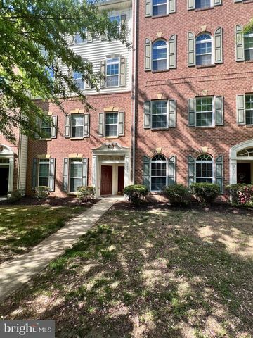 2621 EASTBOURNE DR, Woodbridge, VA 22191