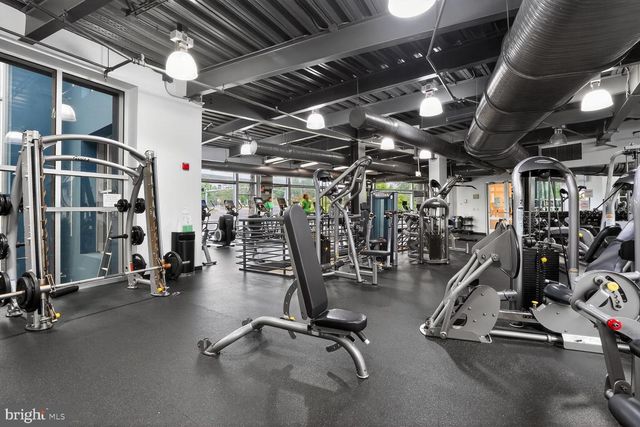 2621 EASTBOURNE DR, Woodbridge, VA 22191