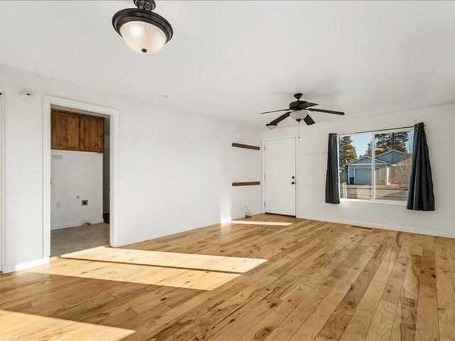 52459 Medill Court, La Pine, OR 97739