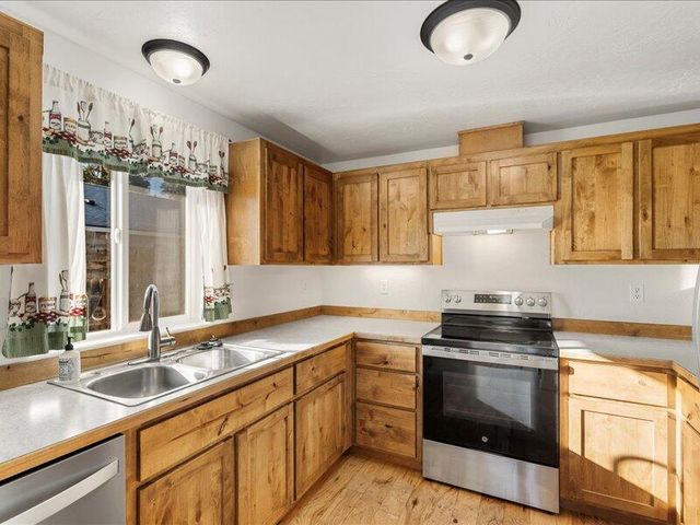 52459 Medill Court, La Pine, OR 97739