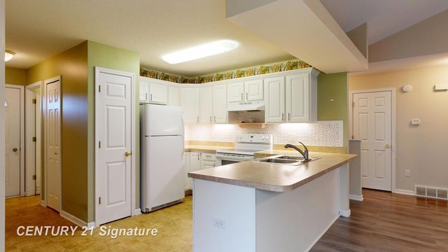 1324 Carpathian Way, Vienna Twp, MI 48420