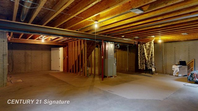 1324 Carpathian Way, Vienna Twp, MI 48420