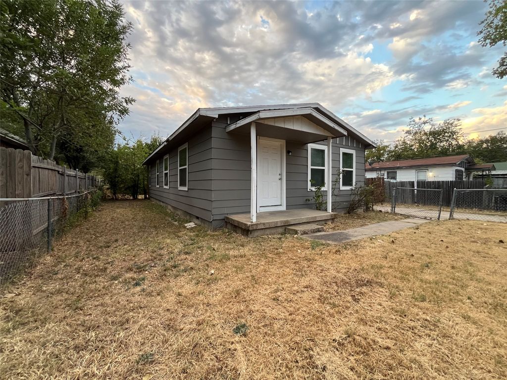 2020 Nomas Street, Dallas, TX 75212 — photo 3