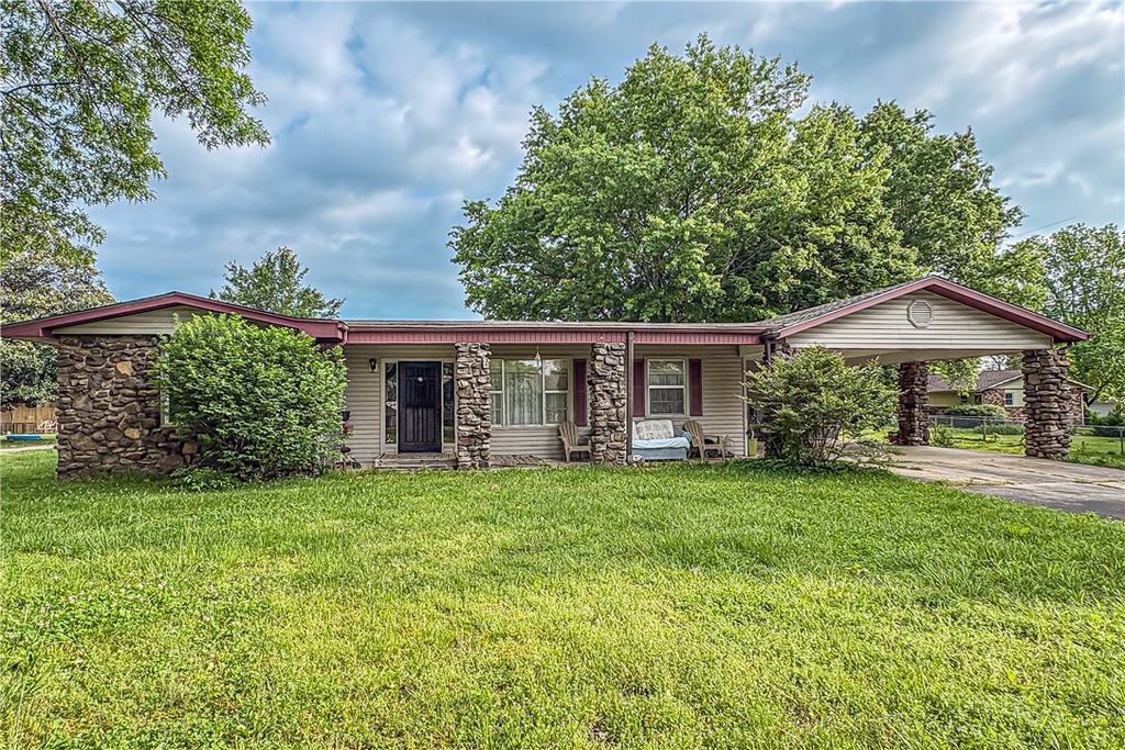 458 James Way, Harrison, AR 72601