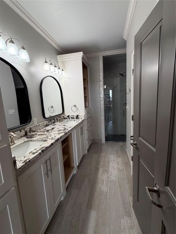 749 Buffalo Trail, Angleton, TX 77515