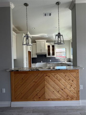 749 Buffalo Trail, Angleton, TX 77515