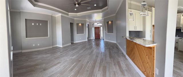 749 Buffalo Trail, Angleton, TX 77515