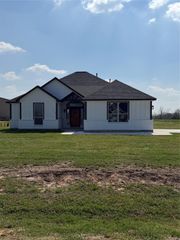 749 Buffalo Trail, Angleton, TX 77515