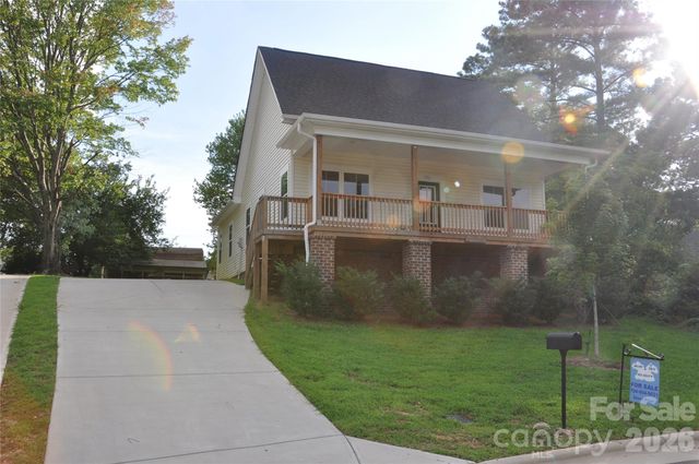 331 nesbit Avenue, Mooresville, NC 28115