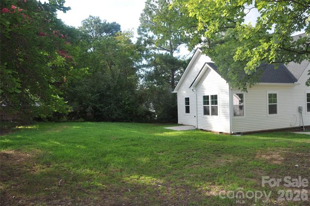 331 nesbit Avenue, Mooresville, NC 28115