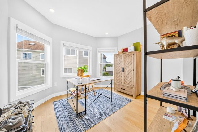12 Sewall Ave 2B, Winthrop, MA 02152