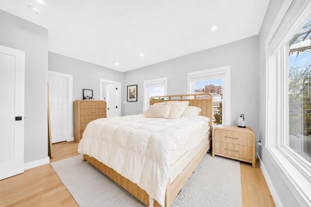 12 Sewall Ave 2B, Winthrop, MA 02152