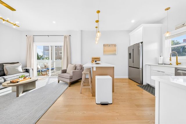 12 Sewall Ave 2B, Winthrop, MA 02152
